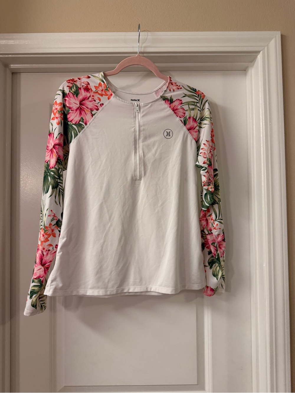 Hurley Rash Guard
